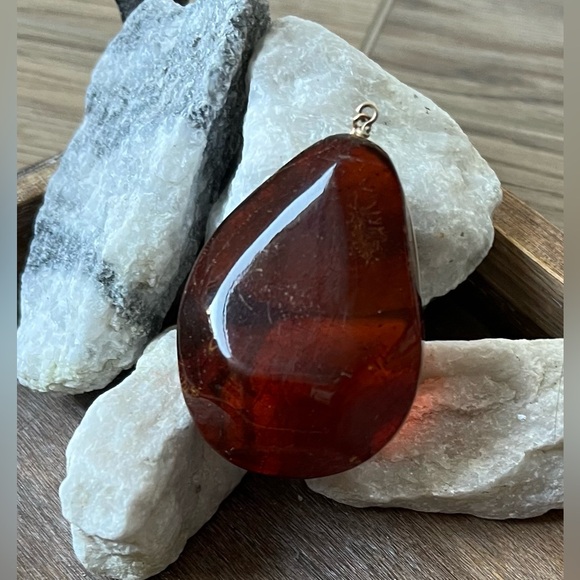 AMBER 🧡 Drop Style Pendant - Picture 13 of 15